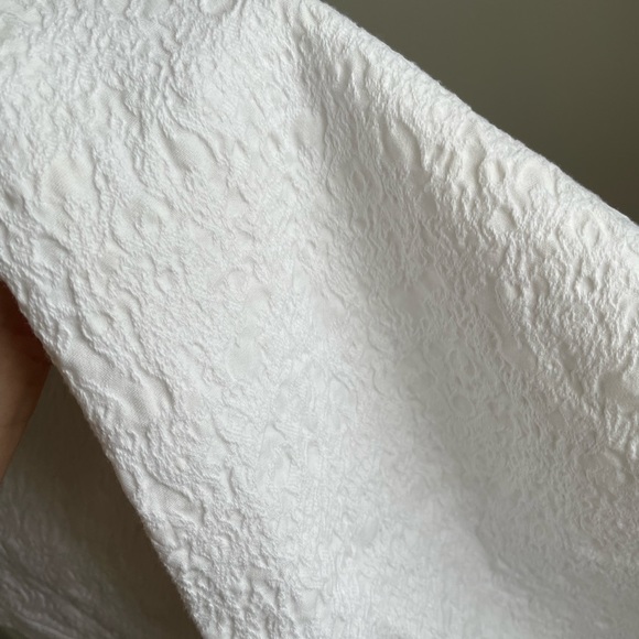 Ricki’s 18 White textured stretchy pants - Picture 2 of 5